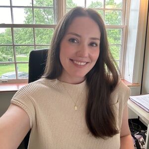 Meet your Posher, Chloe